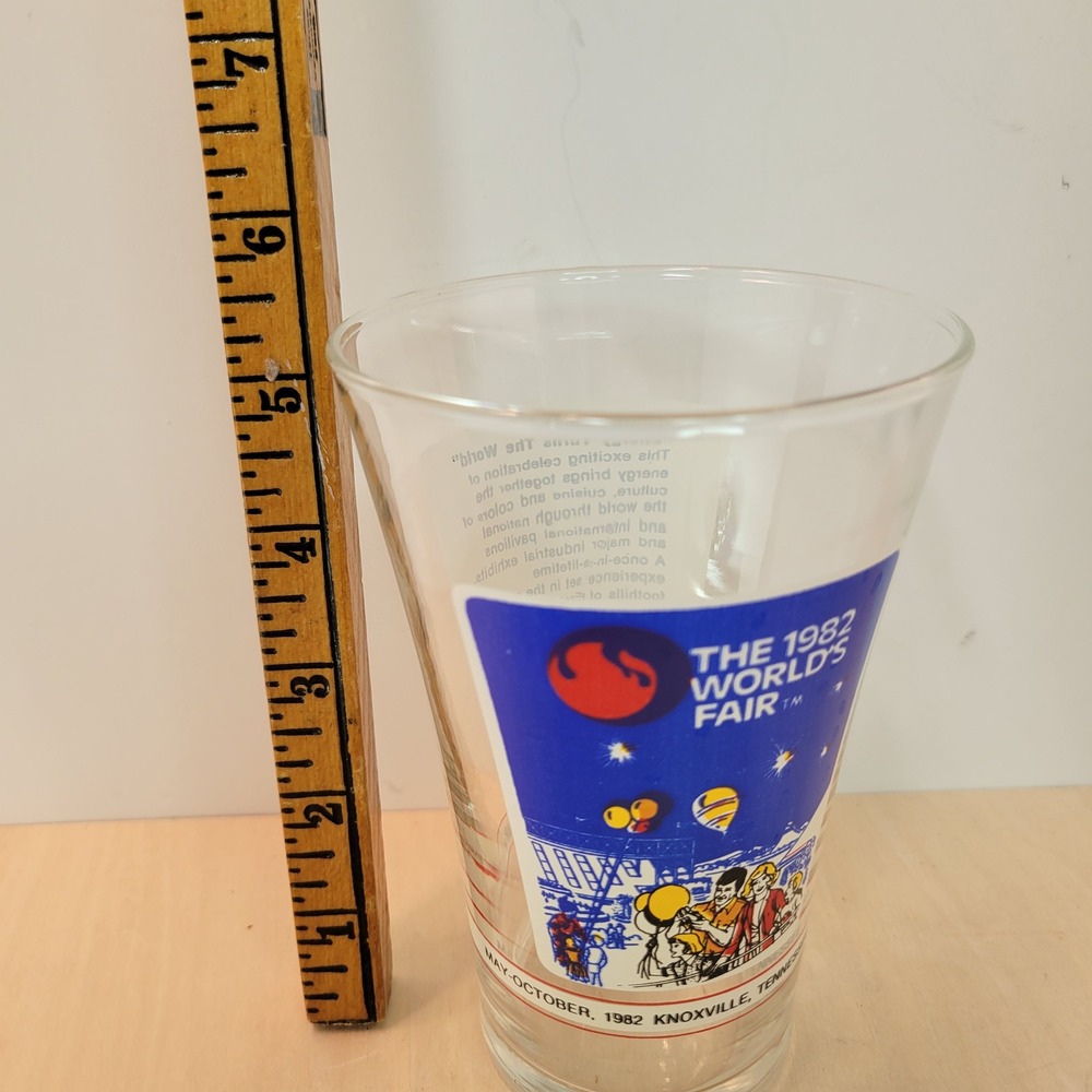 1982 World's Fair Knoxville Glass McDonald's Coca-Cola Energy‎ Turns The World - Picture 5 of 5